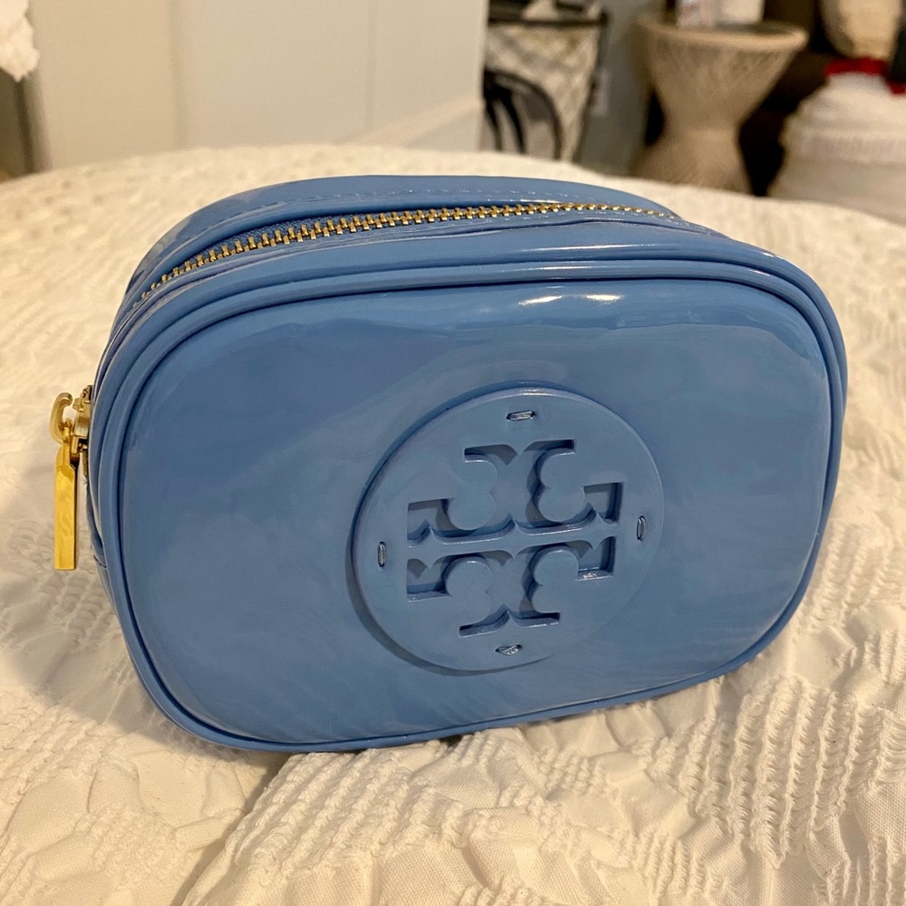 NWOT Tory Burch cosmetic bag